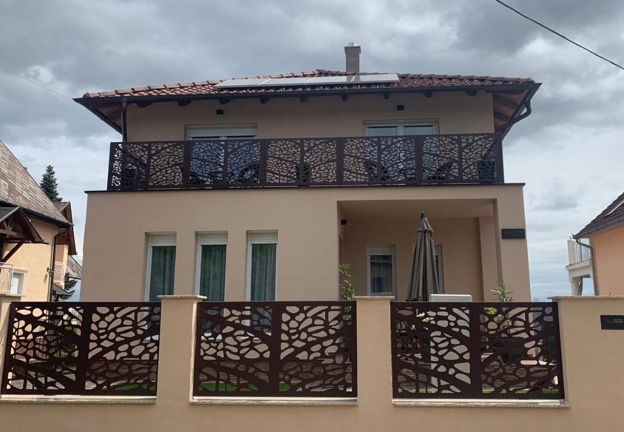 Dodi Apartmanház Zalakaros Exterior foto
