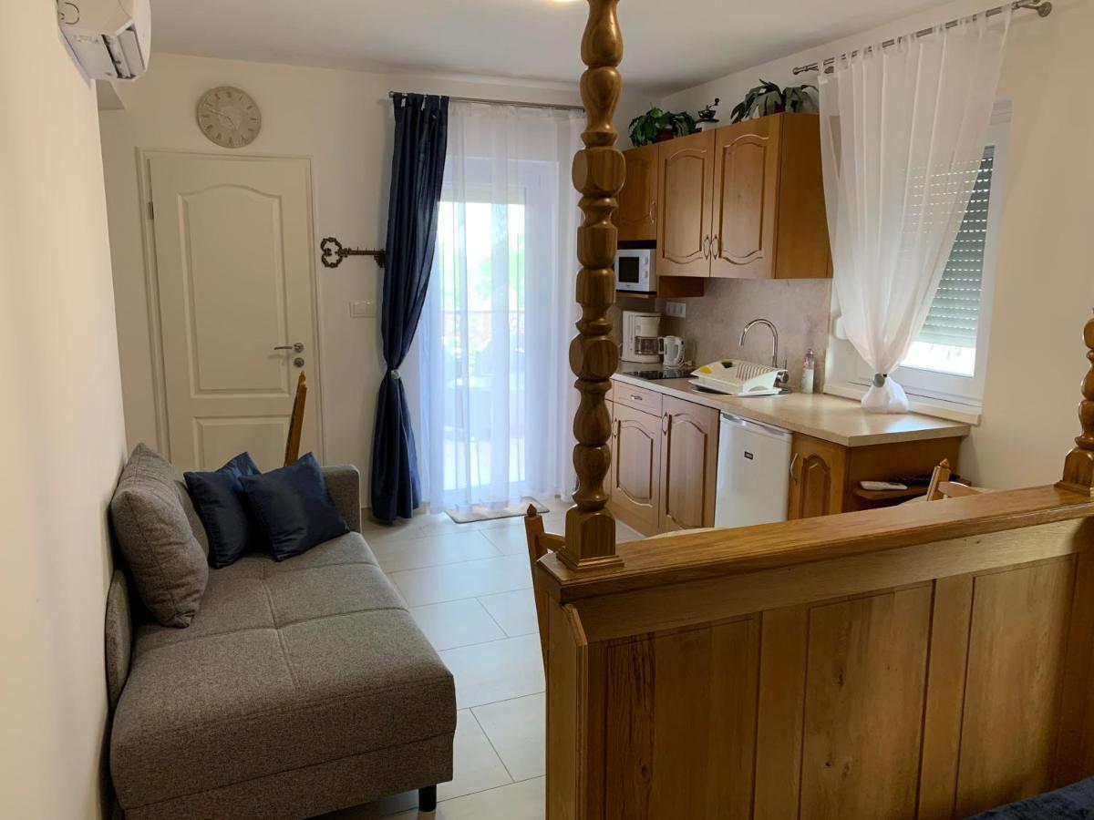 Dodi Apartmanház Zalakaros Exterior foto