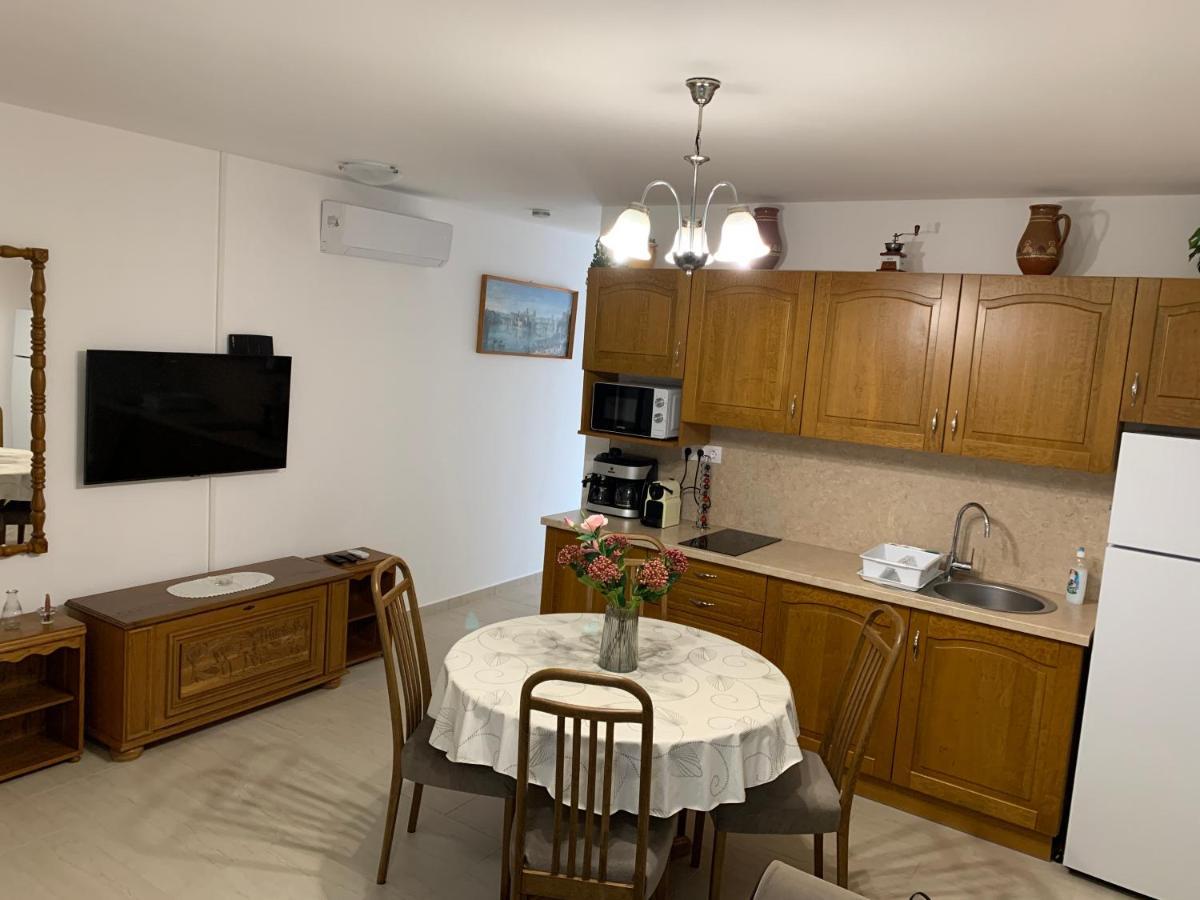 Dodi Apartmanház Zalakaros Exterior foto